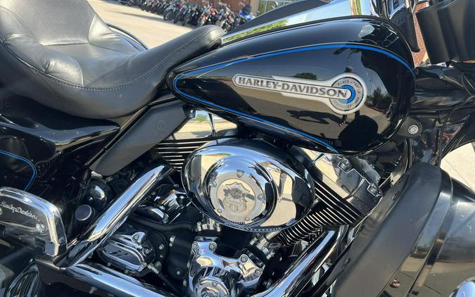 2006 Harley-Davidson® FLHTCUI Electra Glide® Ultra Classic® BLACK PEACE OFFICER 673974