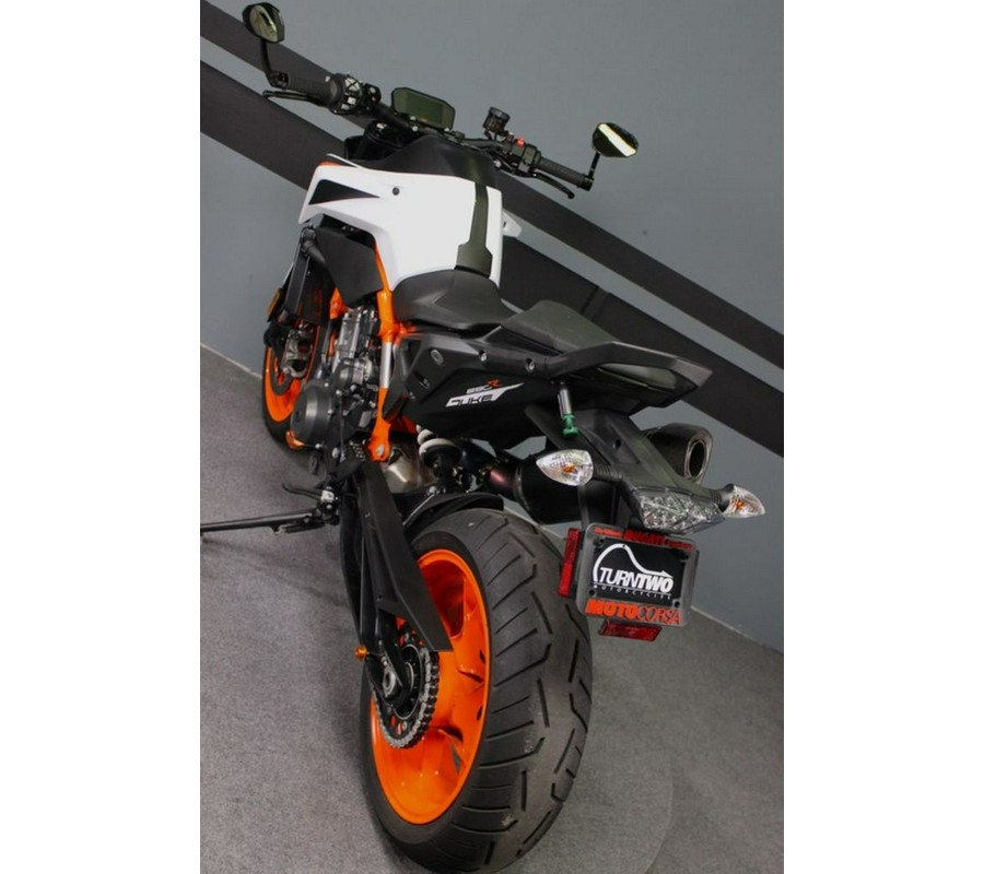 2020 KTM Duke 890 R