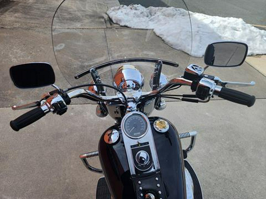 2005 Harley-Davidson FLSTC/FLSTCI Heritage Softail® Classic