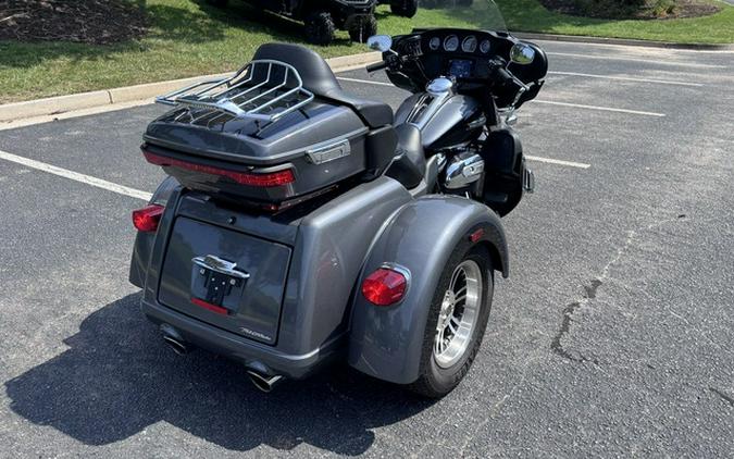 2021 Harley-Davidson FLHTCUTG - Tri Glide Ultra