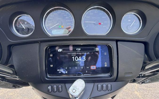 2021 Harley-Davidson FLHTCUTG - Tri Glide Ultra
