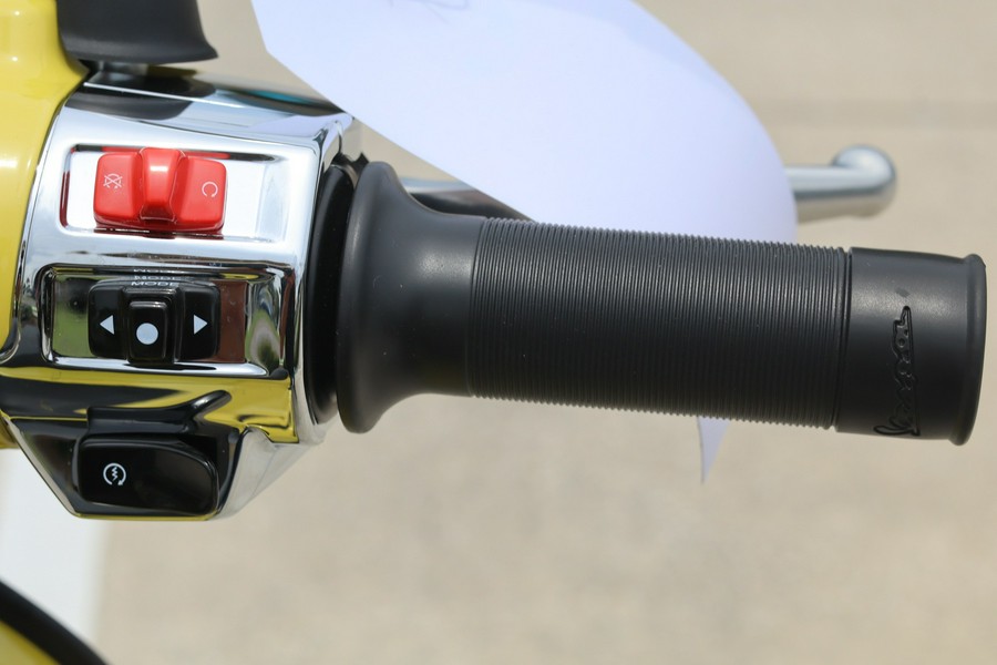 2024 Vespa Primavera 50 S
