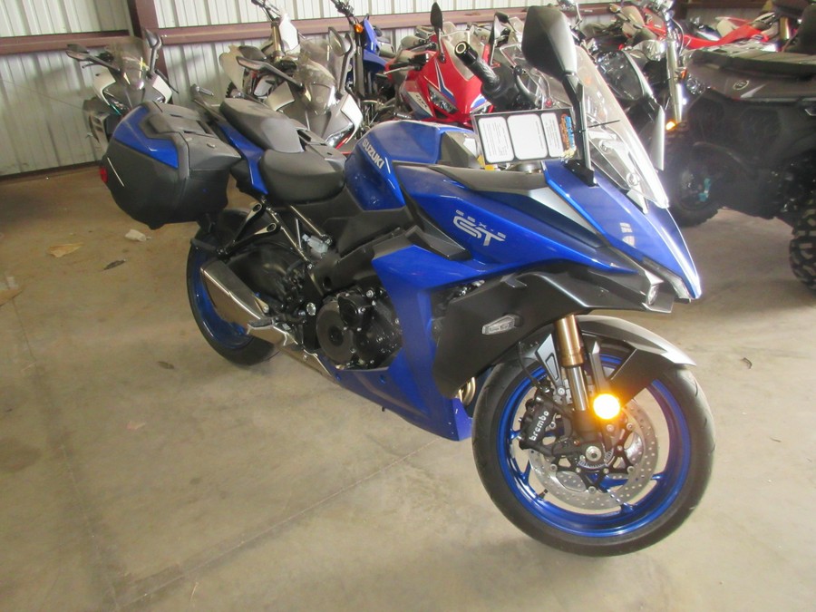 2026 SUZUKI GSX-S1000GT