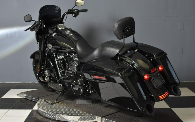 2025 Harley-Davidson Road King Special Vivid Black FLHRXS