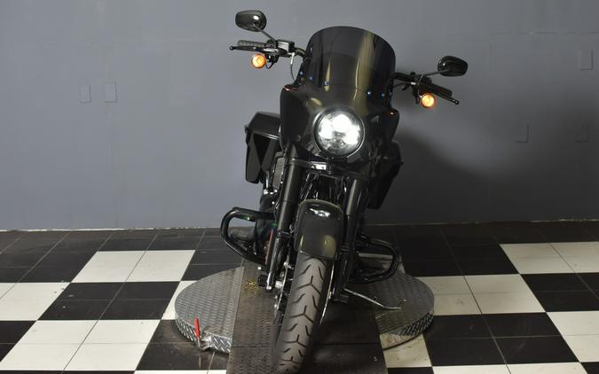 2025 Harley-Davidson Road King Special Vivid Black FLHRXS