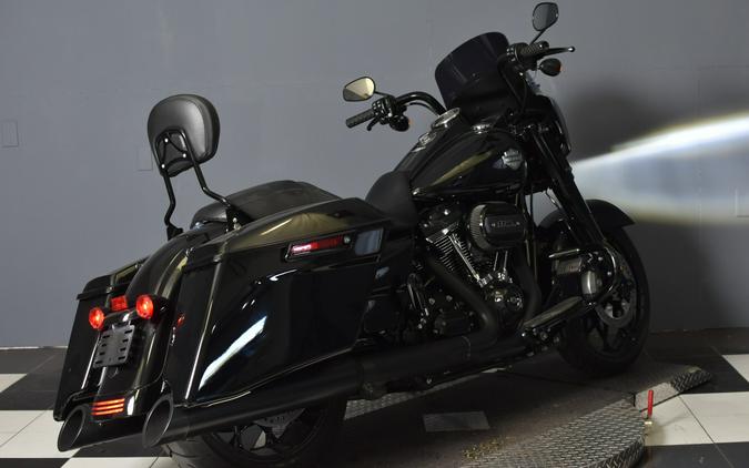 2025 Harley-Davidson Road King Special Vivid Black FLHRXS
