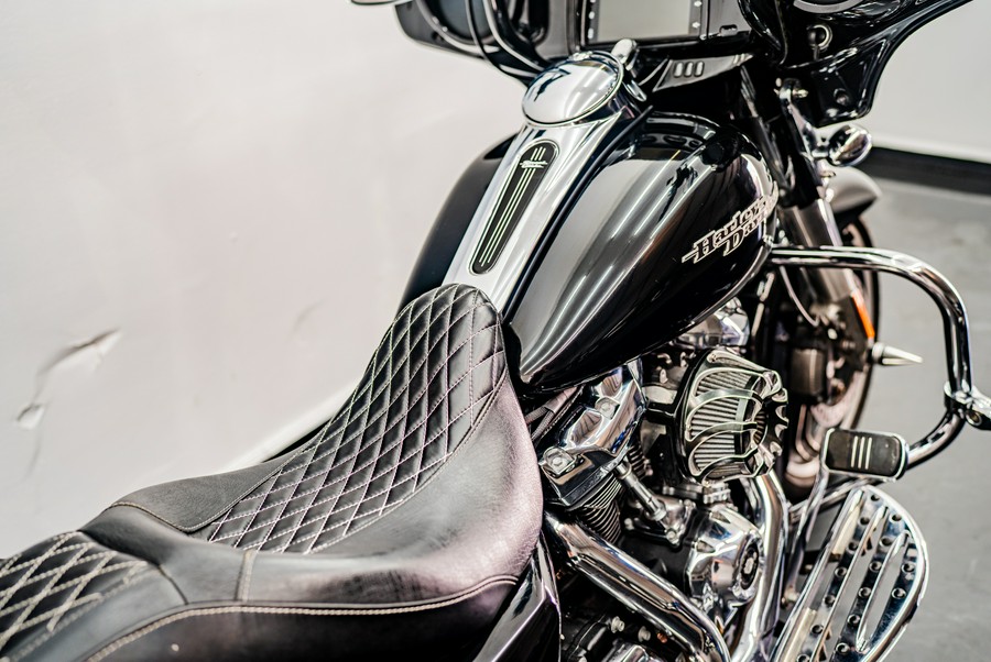 2017 Harley-Davidson Street Glide® Special