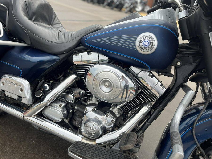 2000 Harley-Davidson® FLHTCUI Electra Glide® Ultra Classic® SINISTER BLUE PEARL 604949