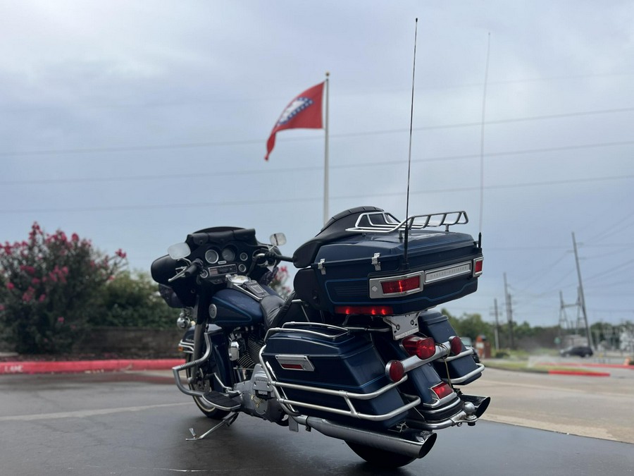 2000 Harley-Davidson® FLHTCUI Electra Glide® Ultra Classic® SINISTER BLUE PEARL 604949