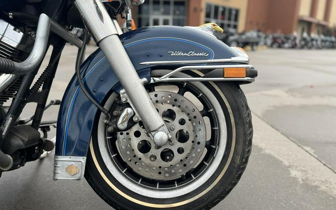 2000 Harley-Davidson® FLHTCUI Electra Glide® Ultra Classic® SINISTER BLUE PEARL 604949