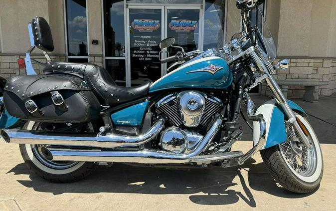 Used 2022 KAWASAKI VULCAN 900 CLASSIC LT TEAL CREAM