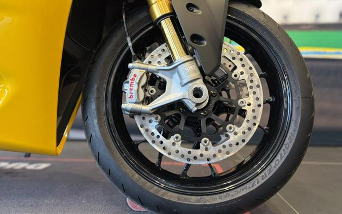 2026 Ducati PANIGALE V2 S