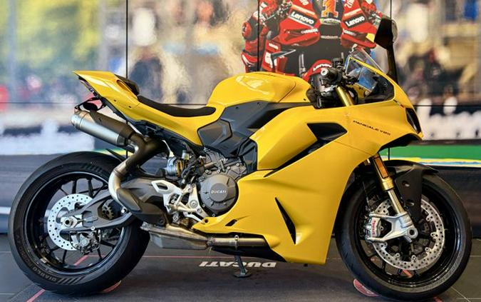 2026 Ducati PANIGALE V2 S