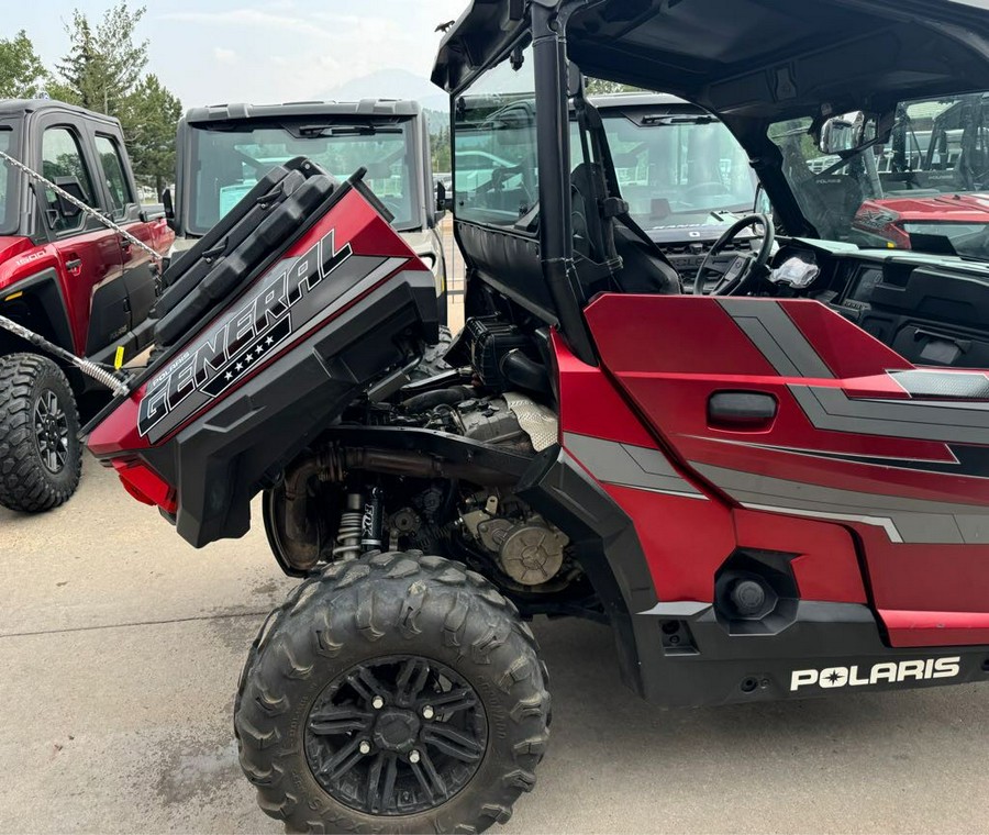 2018 Polaris Industries GENERAL 1000 EPS RIDE COMMAND EDITION MATTE SUNSET RED