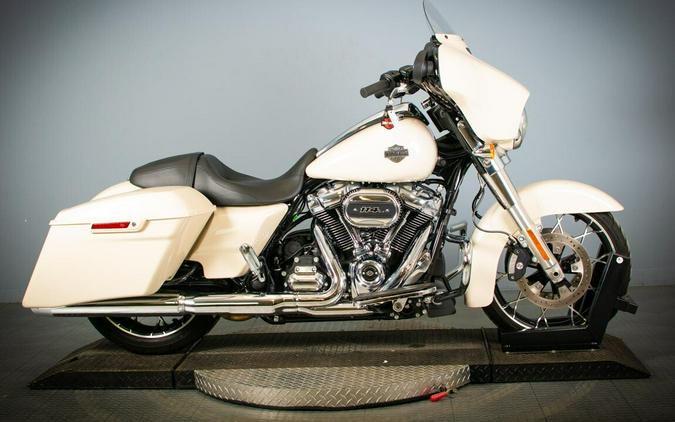 2022 Harley-Davidson Street Glide Special