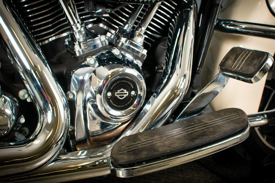 2022 Harley-Davidson Street Glide Special