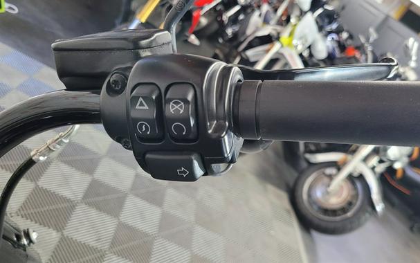 2017 Harley Davidson Flss Slim S 110ci