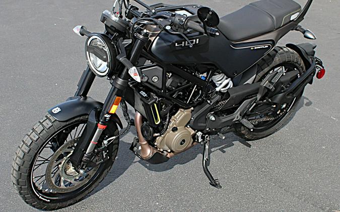 2023 Husqvarna Svartpilen 401