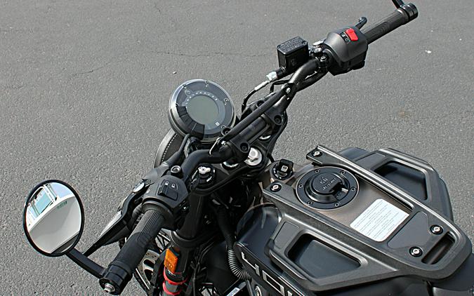 2023 HUSQVARNA Svartpilen 401