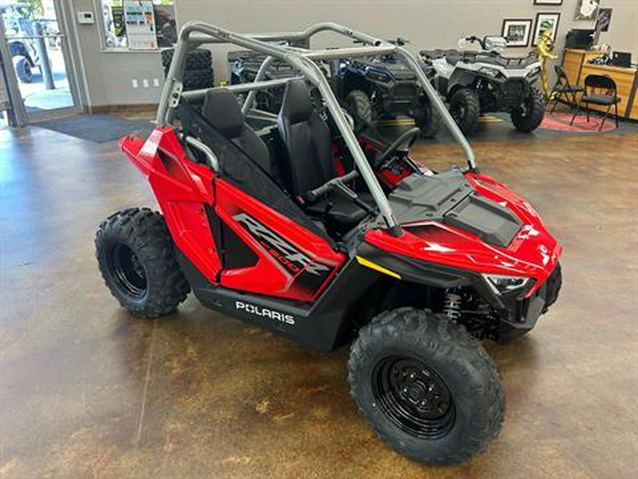 2026 Polaris RZR 200 EFI