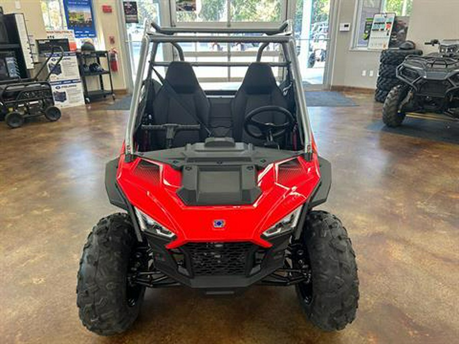 2026 Polaris RZR 200 EFI