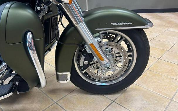 2022 Harley-Davidson® FLHTCUTG - Tri Glide® Ultra
