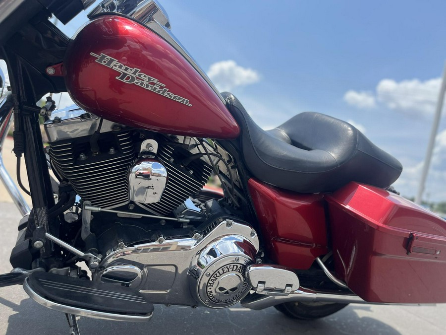 2013 Harley-Davidson® FLHX Street Glide® EMBR RED SUNGLO 667974