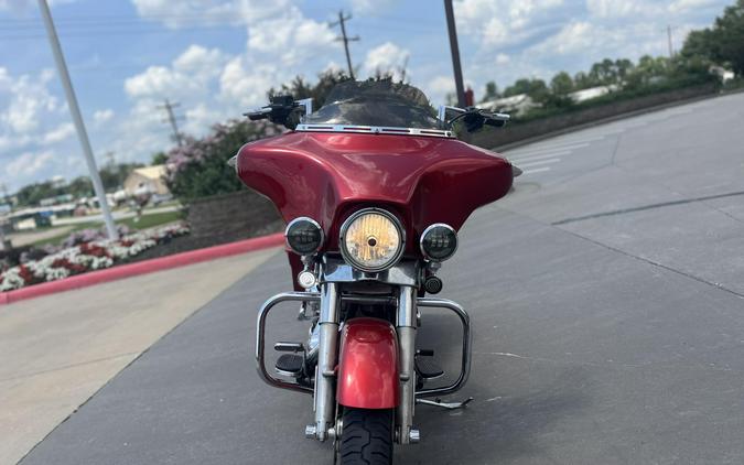 2013 Harley-Davidson® FLHX Street Glide® EMBR RED SUNGLO 667974
