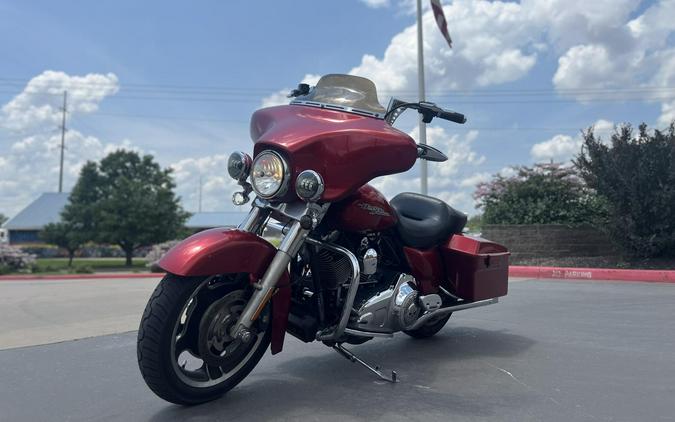 2013 Harley-Davidson® FLHX Street Glide® EMBR RED SUNGLO 667974