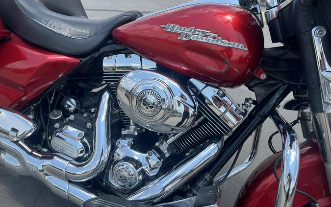 2013 Harley-Davidson® FLHX Street Glide® EMBR RED SUNGLO 667974