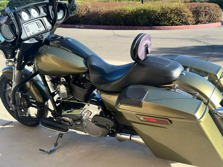 2016 Harley-Davidson® FLHX - Street Glide®