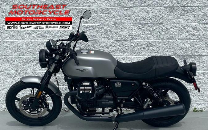 2024 Moto Guzzi V7 Stone