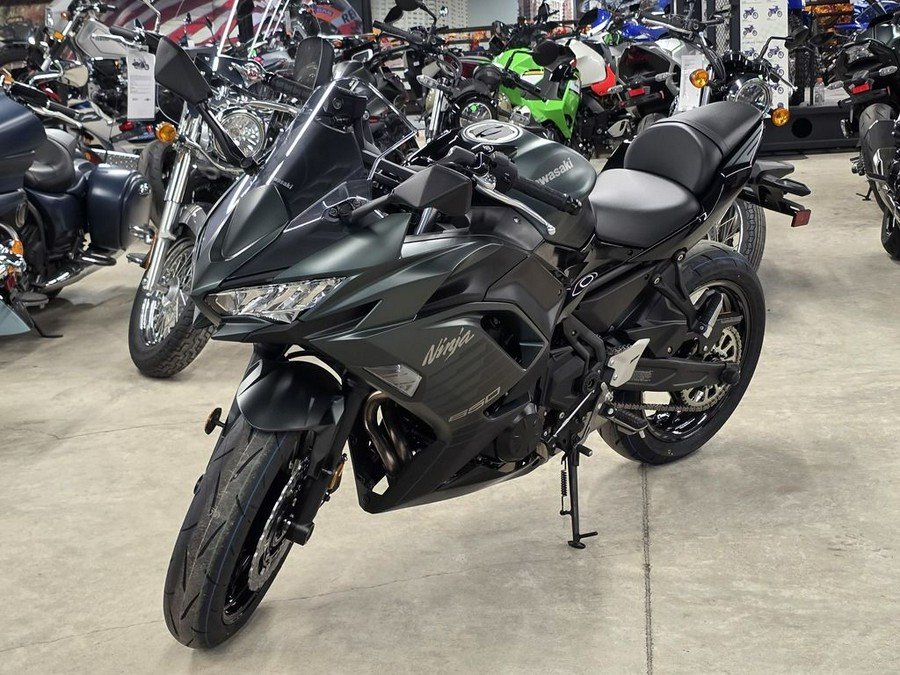 2025 Kawasaki Ninja® 650 ABS