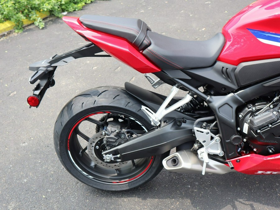 2025 Honda CBR650R E-Clutch