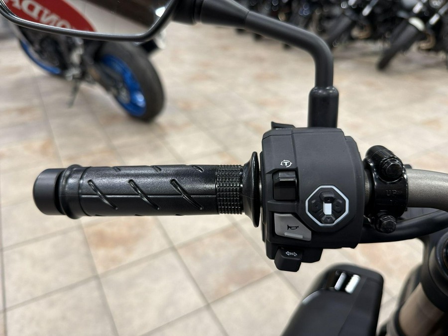 2026 Honda CB650R E-CLUTCH