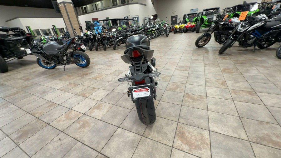 2026 Honda CB650R E-CLUTCH