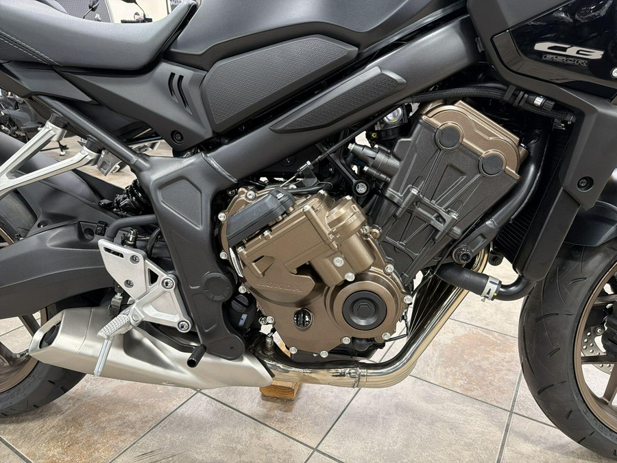 2026 Honda CB650R E-CLUTCH