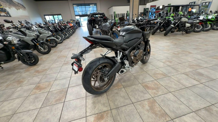 2026 Honda CB650R E-CLUTCH