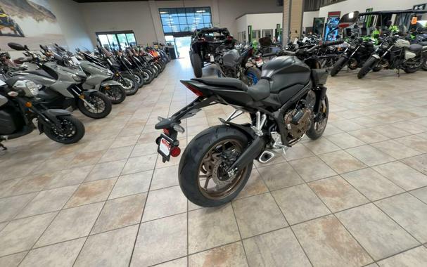 2026 Honda CB650R E-CLUTCH