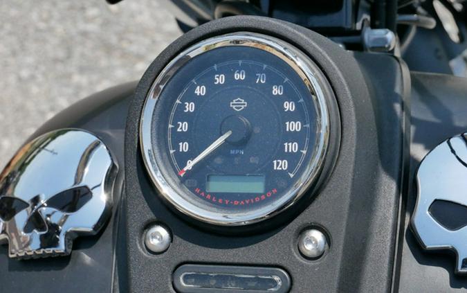 2015 Harley-Davidson Dyna FXDB - Street Bob