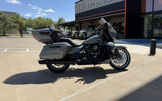2026 Harley-Davidson® Street Glide Limited Dark Billiard Gray Black Trim