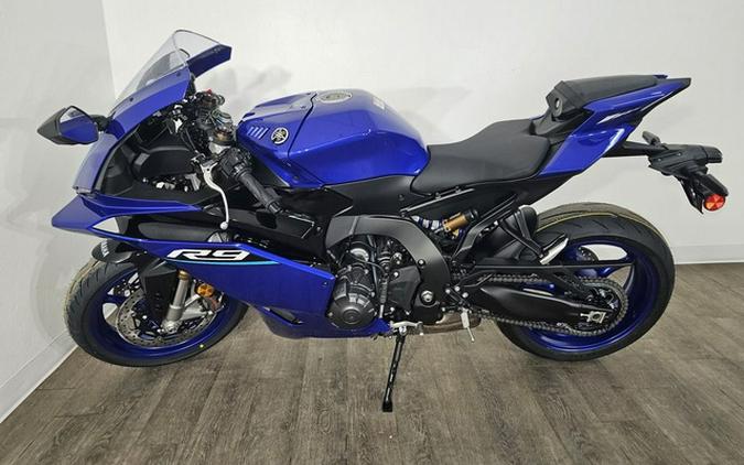 2027 Yamaha YZF R9