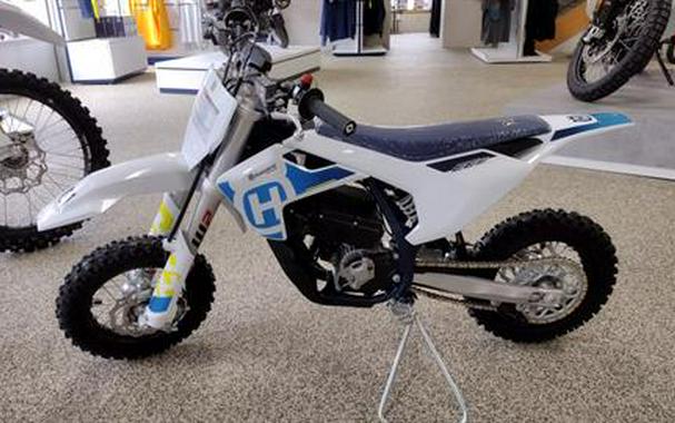 2024 Husqvarna EE 3