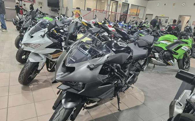 2026 KAWASAKI NINJA ZX-6R