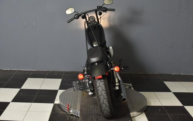 2009 Harley-Davidson Sportster 883 Custom Black Denim Black Trim XL883N