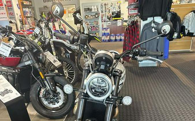 2025 Triumph Scrambler 1200 X