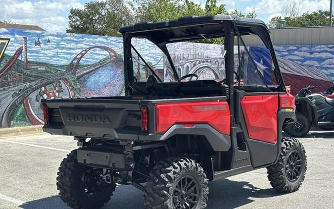 2026 Honda Pioneer 1000 Deluxe