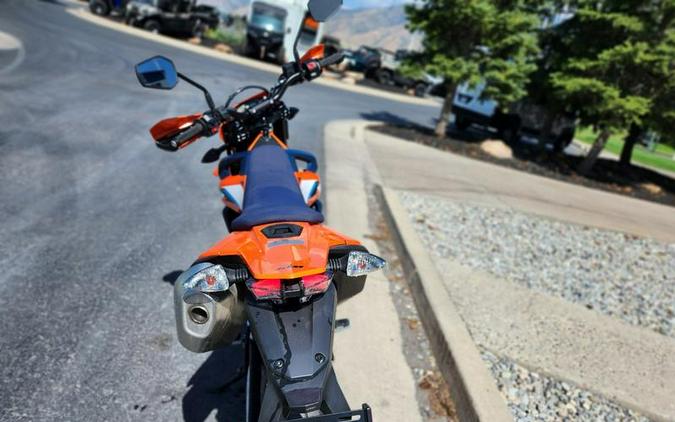 2024 KTM 690 SMC R