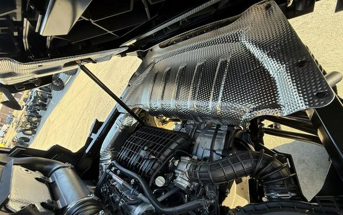 2026 Can-Am Defender MAX X Mr HD11 With Half-Doors