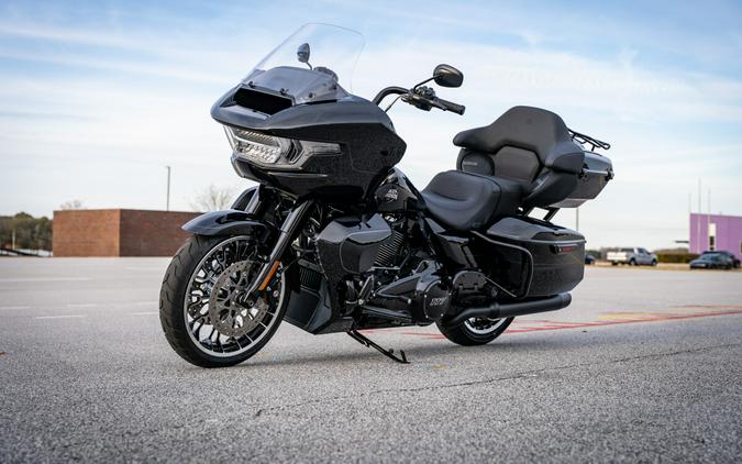 New 2026 Harley-Davidson Road Glide Limited FLTRXL Motorcycle For Sale In Florence, SC